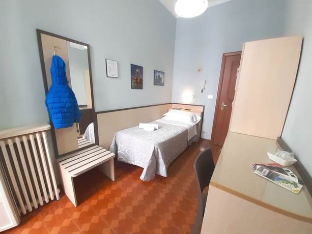 Imagen de la habitación del Hotel Albergo Alba. Foto 17