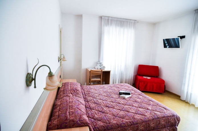 Imagen de la habitación del Hotel Albergo Alla Costa. Foto 11