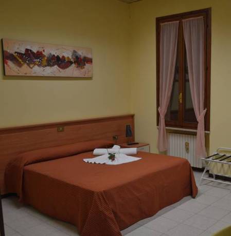 Imagen de la habitación del Hotel Albergo Alla Pesa. Foto 15