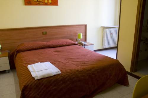 Imagen de la habitación del Hotel Albergo Alla Pesa. Foto 16