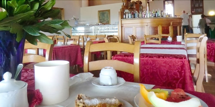 Imagen del bar/restaurante del Hotel Albergo Alla Pineta. Foto 6