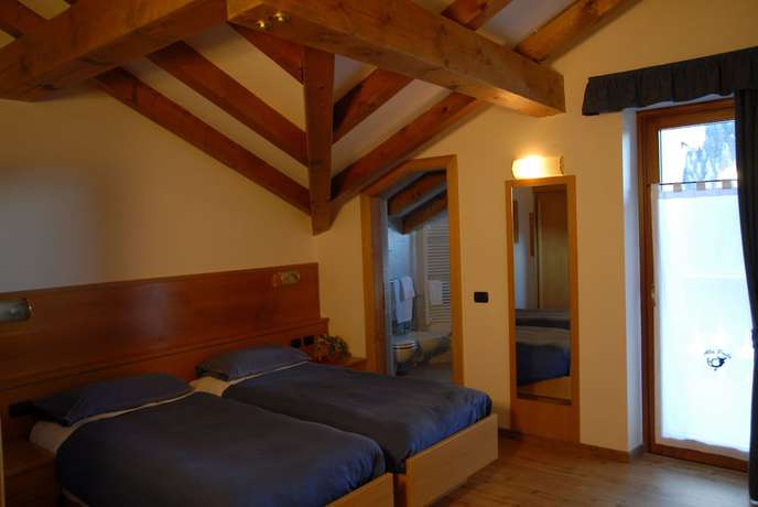 Imagen de la habitación del Hotel Albergo Alla Posta, Sant'Antonio di Mavignola. Foto 13