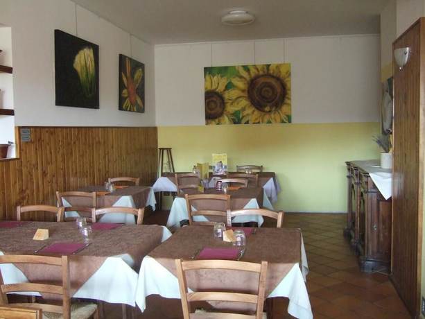 Imagen del bar/restaurante del Hotel Albergo Alla Posta, Vito d'Asio. Foto 5
