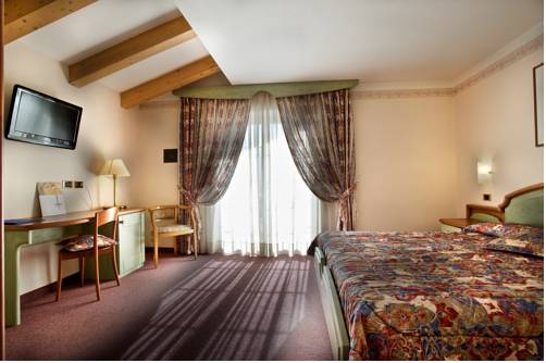 Imagen de la habitación del Hotel Albergo Alla Rosa. Foto 14