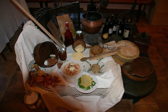 Imagen de los interiores del Hotel Albergo Alle Alpi. Foto 14