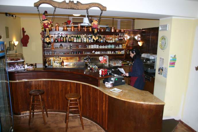 Imagen del bar/restaurante del Hotel Albergo Alle Alpi. Foto 5