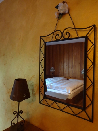 Imagen de la habitación del Hotel Albergo Alpenrose Skiandbike Mountain. Foto 8