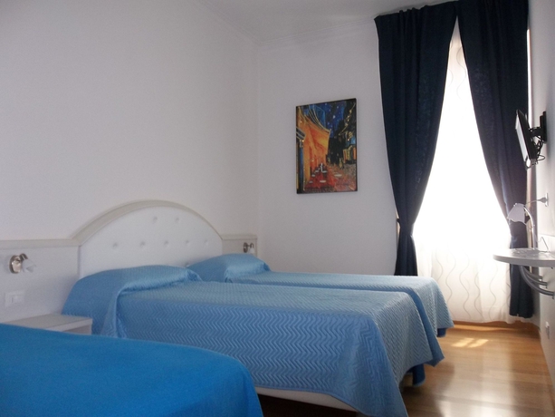 Imagen de la habitación del Hotel Albergo Amalfi Milano. Foto 13