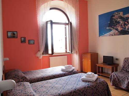 Imagen de la habitación del Hotel Albergo Ancajani. Foto 4