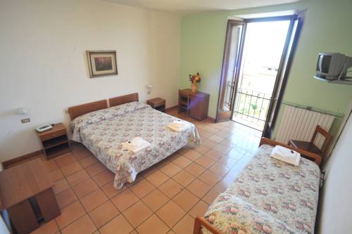 Imagen de la habitación del Hotel Albergo Ancajani. Foto 12