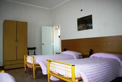 Imagen de la habitación del Hotel Albergo Anna, Aeropuerto de Roma-Ciampino. Foto 6