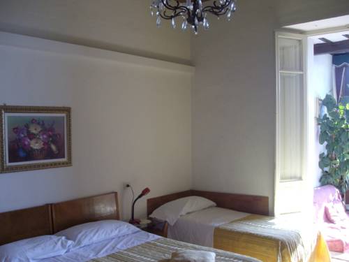 Imagen de la habitación del Hotel Albergo Anna, Perugia. Foto 11