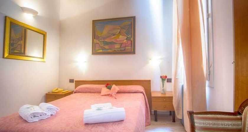 Imagen de la habitación del Hotel Albergo Antico Capon. Foto 7