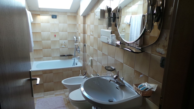 Imagen de la habitación del Hotel Albergo Antico. Foto 12