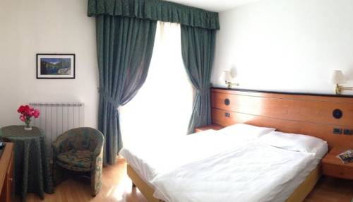 Imagen de la habitación del Hotel Albergo Aprica Garni. Foto 6