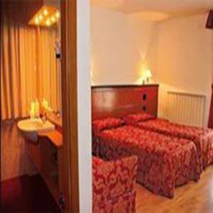 Imagen de la habitación del Hotel Albergo Aprica Garni. Foto 7