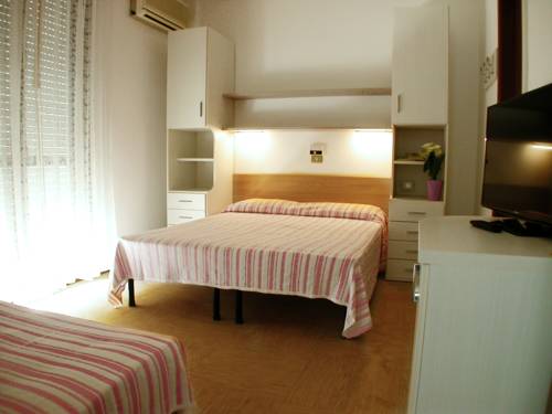 Imagen de la habitación del Hotel Albergo Aquila, Lido Di Jesolo. Foto 6