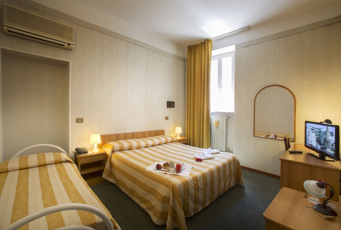 Imagen de la habitación del Hotel Albergo Arena. Foto 3