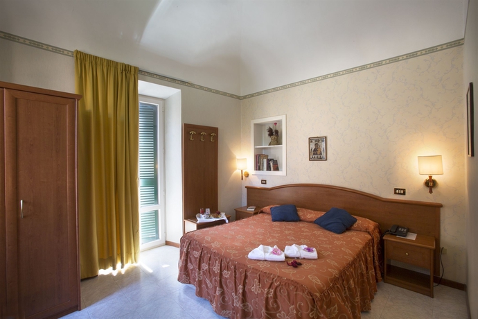Imagen de la habitación del Hotel Albergo Arena. Foto 4