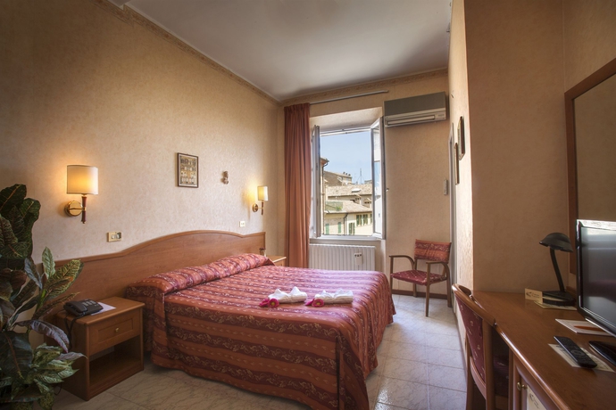 Imagen de la habitación del Hotel Albergo Arena. Foto 5