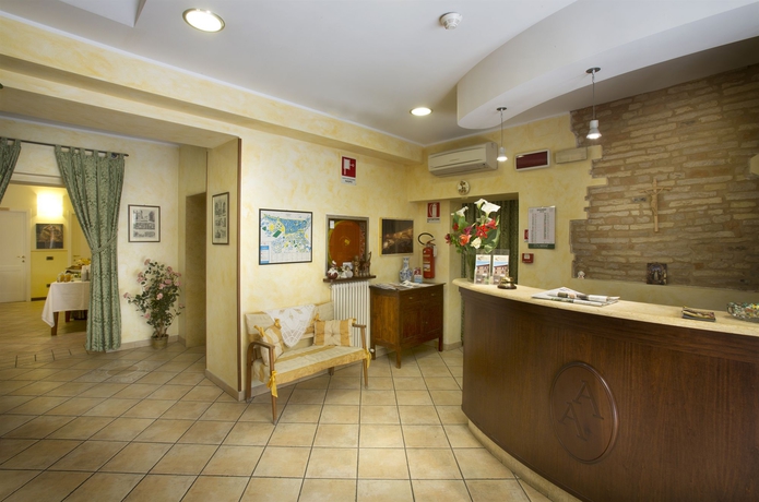 Imagen de los interiores del Hotel Albergo Arena. Foto 14