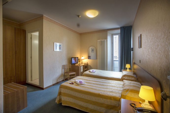 Imagen de la habitación del Hotel Albergo Arena. Foto 10