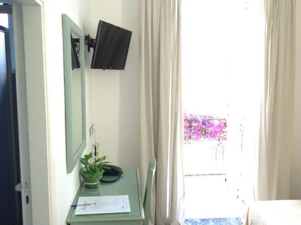 Imagen de la habitación del Hotel Albergo Atlantic Ischia. Foto 12