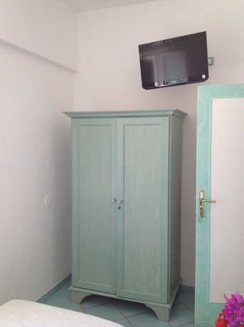 Imagen de la habitación del Hotel Albergo Atlantic Ischia. Foto 13