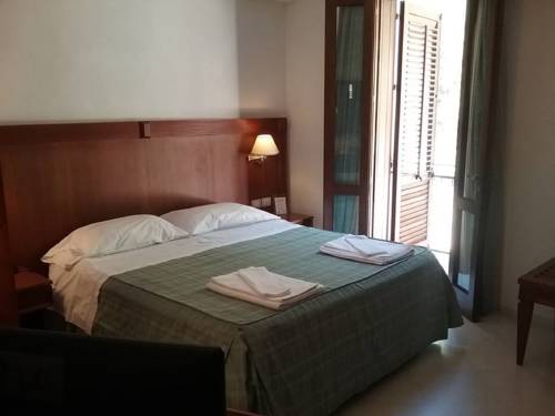 Imagen de la habitación del Hotel Albergo Auralba. Foto 9