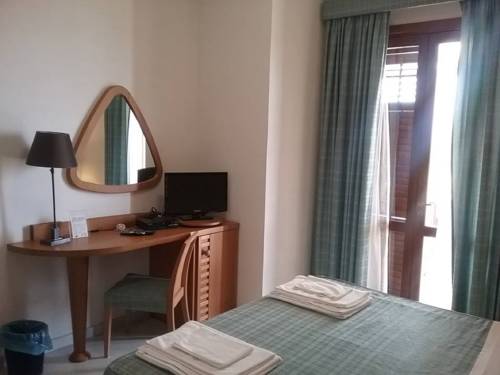 Imagen de la habitación del Hotel Albergo Auralba. Foto 10