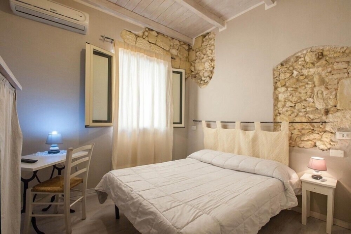 Imagen general del Hotel Albergo Aurora, CAGLIARI. Foto 1