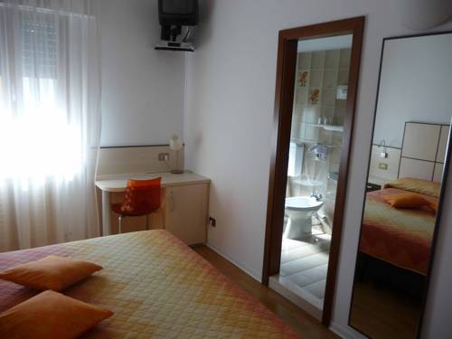 Imagen de la habitación del Hotel Albergo Aurora, Malcesine. Foto 4