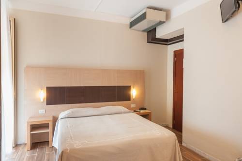 Imagen de la habitación del Hotel Albergo Battelli. Foto 11