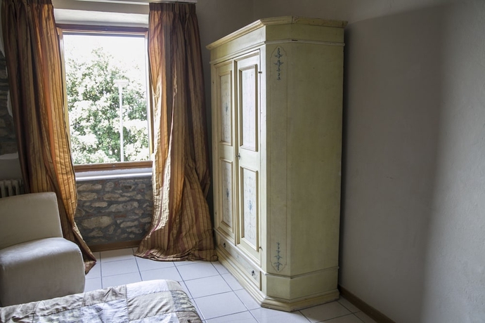 Imagen de la habitación del Hotel Albergo Bellavista, PISTOIA. Foto 12