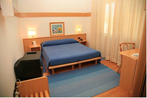 Imagen de la habitación del Hotel Albergo Benito. Foto 4