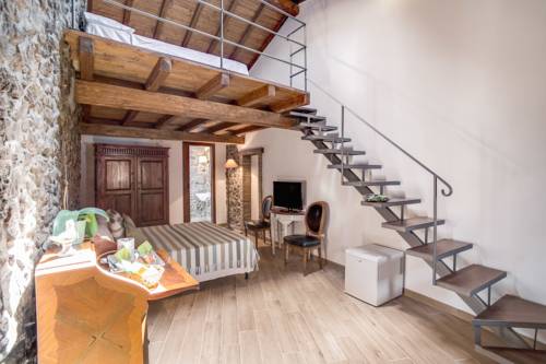 Imagen de la habitación del Hotel Albergo Borgo Vistalago. Foto 10