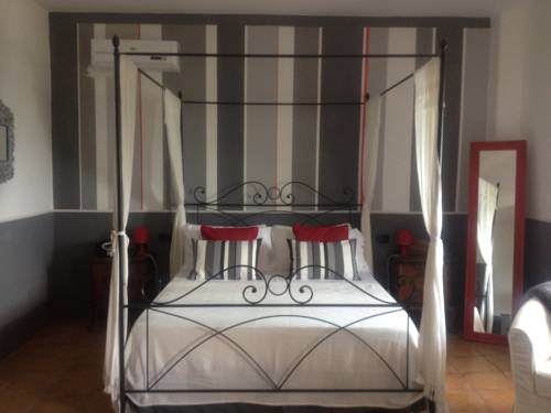 Imagen de la habitación del Hotel Albergo Borgo Vistalago. Foto 14