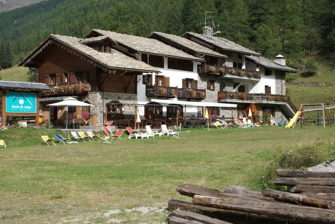 Imagen general del Hotel Albergo Boule de Neige. Foto 1