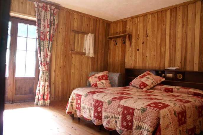 Imagen de la habitación del Hotel Albergo Boule de Neige. Foto 11