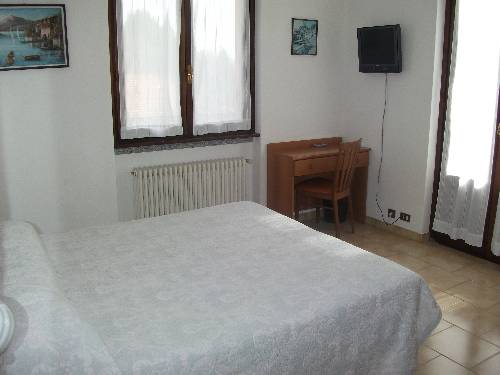 Imagen de la habitación del Hotel Albergo Breglia. Foto 3