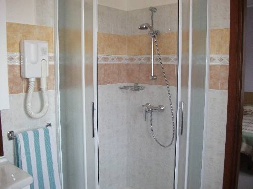 Imagen de la habitación del Hotel Albergo Breglia. Foto 13