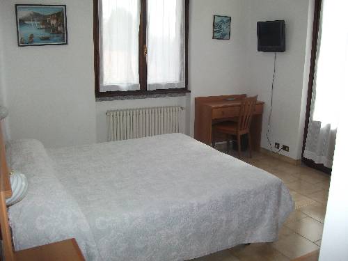 Imagen de la habitación del Hotel Albergo Breglia. Foto 16
