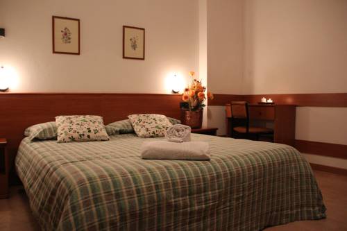 Imagen de la habitación del Hotel Albergo Bucaneve. Foto 4
