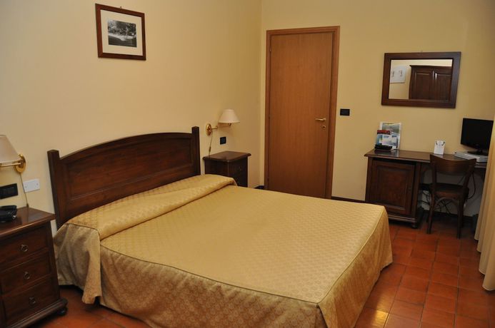 Imagen de la habitación del Hotel Albergo Ca\' Vecchia. Foto 9