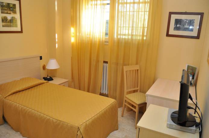Imagen de la habitación del Hotel Albergo Ca\' Vecchia. Foto 11