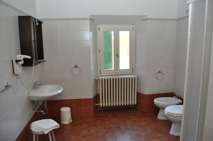 Imagen de la habitación del Hotel Albergo Ca\' Vecchia. Foto 15