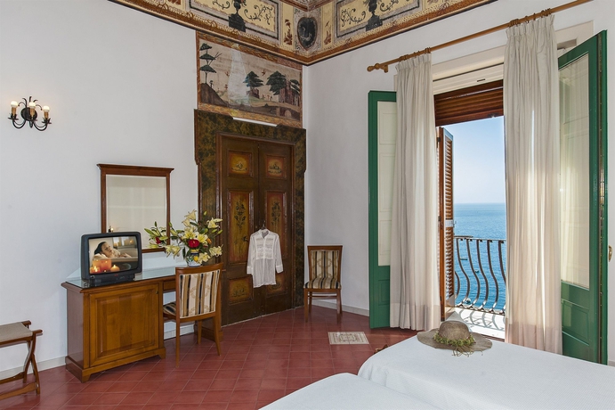 Imagen de la habitación del Hotel Albergo California. Foto 15