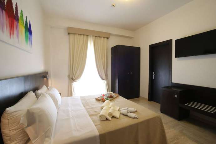 Imagen de la habitación del Hotel Albergo Cantiani. Foto 3