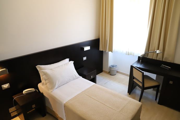 Imagen de la habitación del Hotel Albergo Cantiani. Foto 5