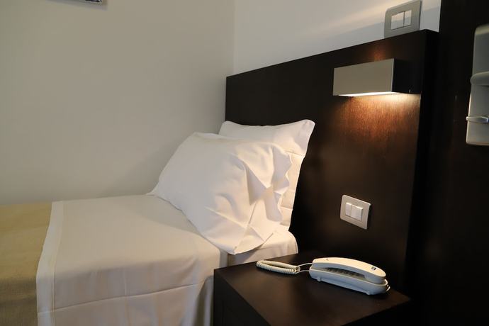 Imagen de la habitación del Hotel Albergo Cantiani. Foto 7